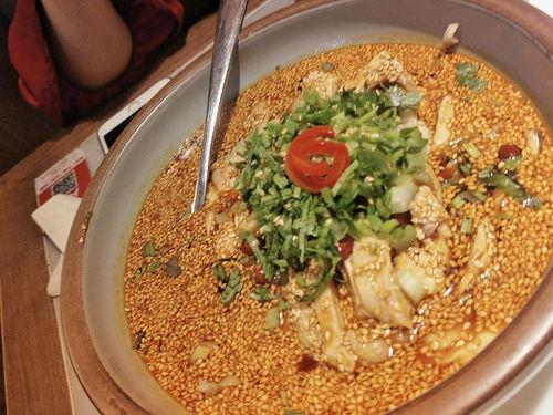 网爆反料吃瓜,吃瓜群众如何成为舆论风向标