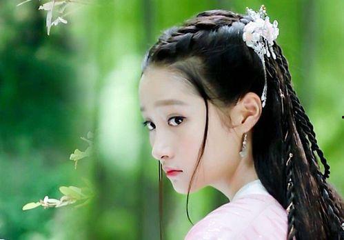 网曝门吃瓜女主