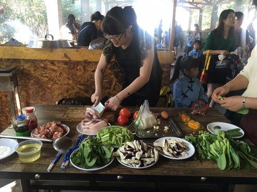 穿到民国吃瓜看戏txt书包网