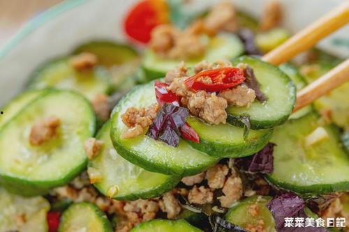 吃瓜退网,揭秘网络舆论背后的真相与反思