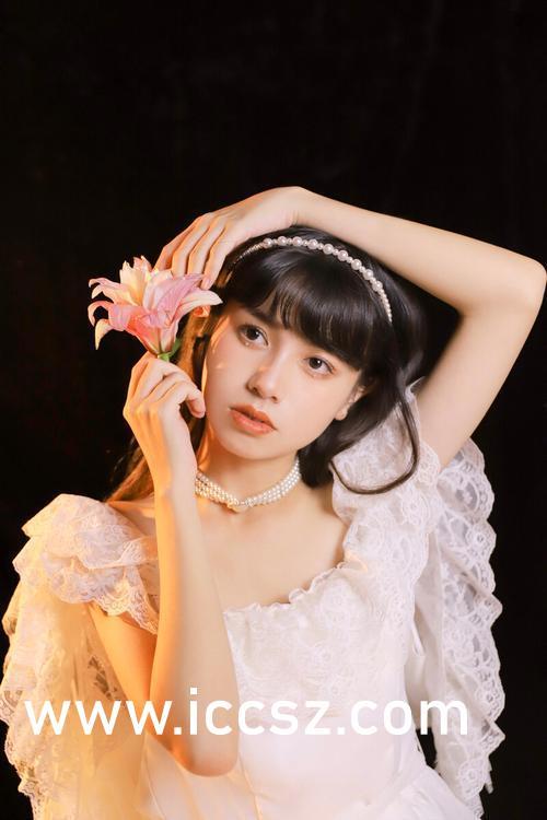 tt15黑料吃瓜网,吃瓜网带你探秘娱乐圈风云