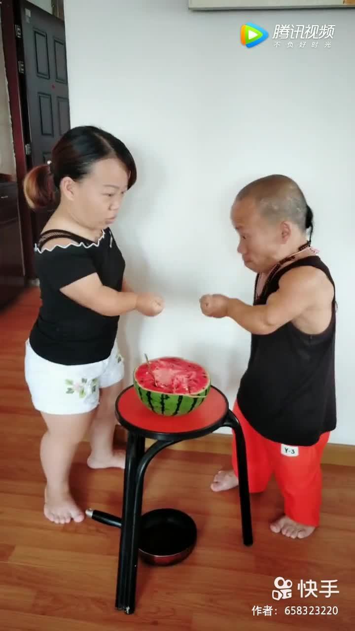 网红夫妻商务吃瓜